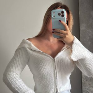 Кофтинка Leyni